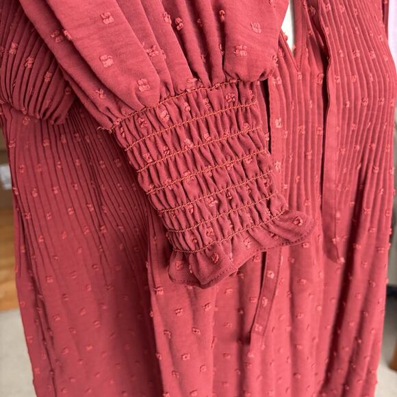 Max Studio Size XS Oversized Tie Neck long Sleeve Dot Pleated Shirt NEW - Picture 5 of 8